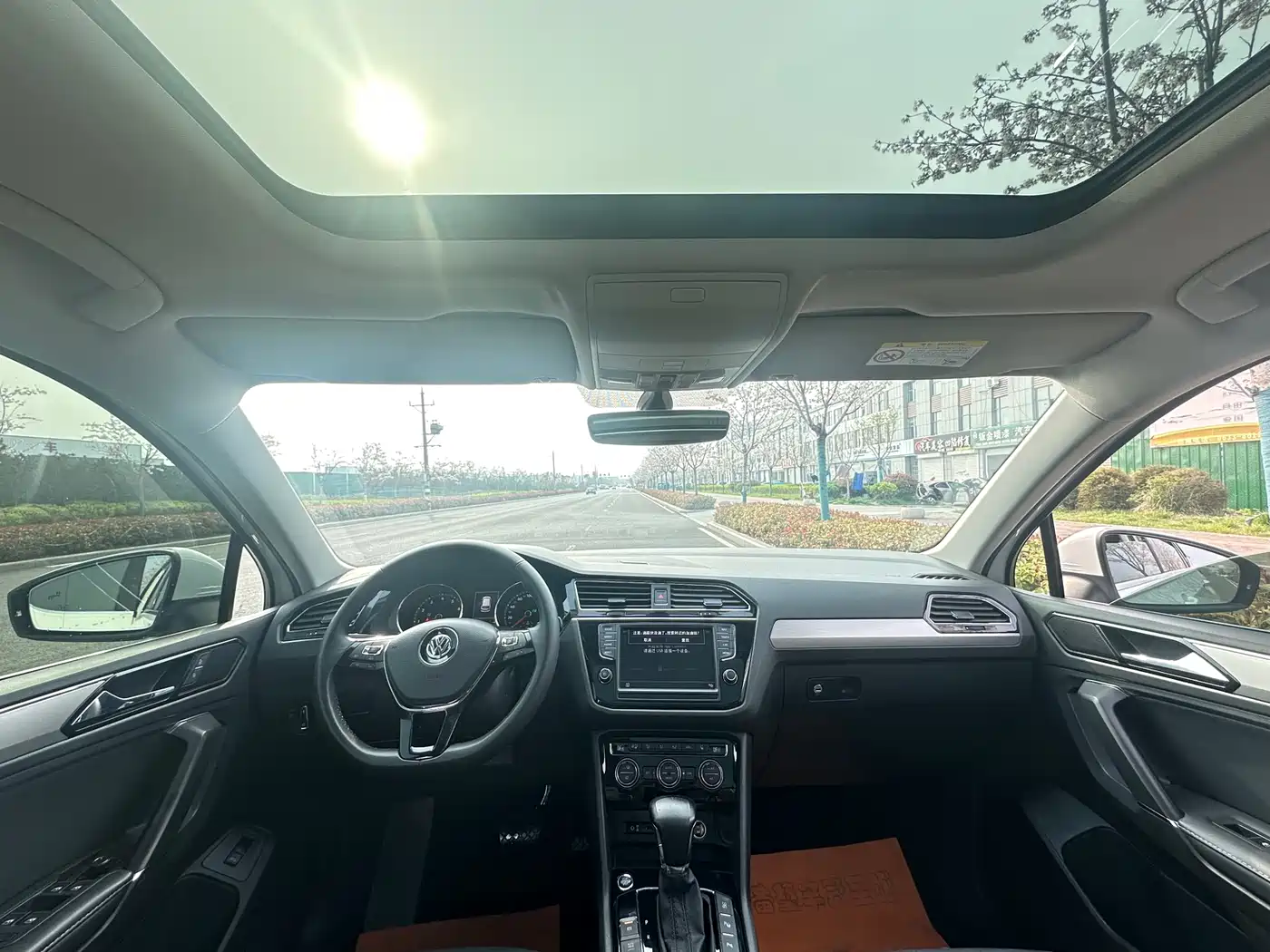 Volkswagen Tiguan L 2017 380TSI Automatic 4WD Flagship Edition фото 5