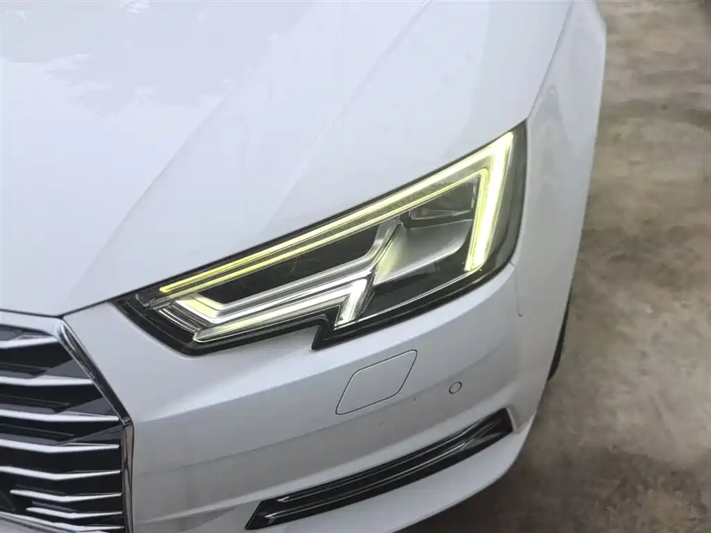 Audi A4L 2018 30th Anniversary 40 TFSI Progressive фото 24