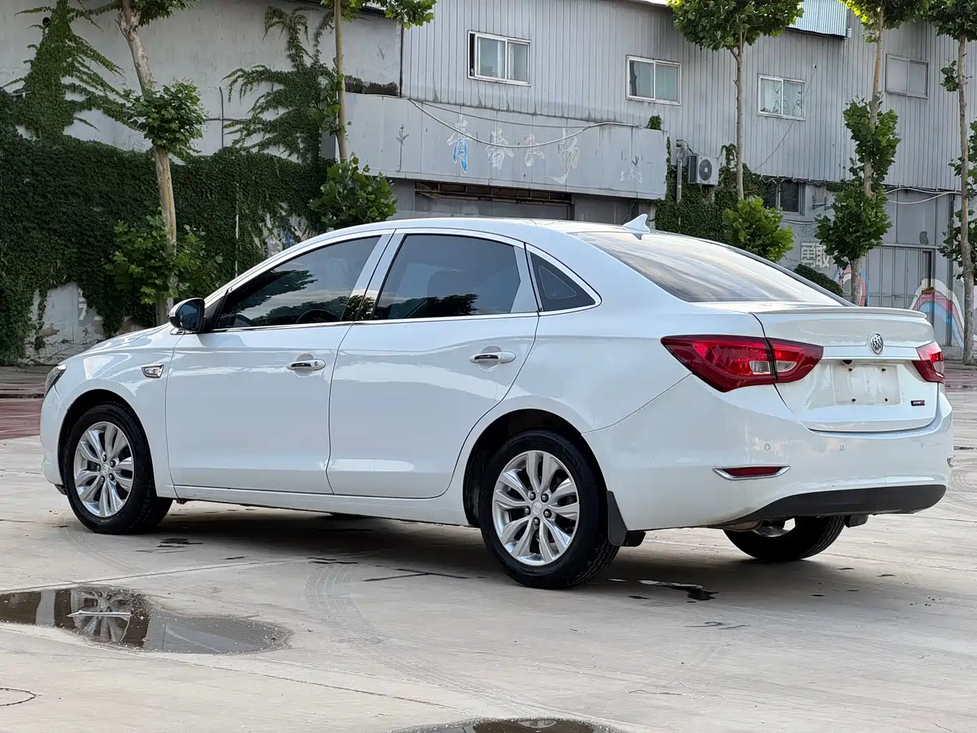 Buick Excelle 2017 15N Manual Elite фото 8