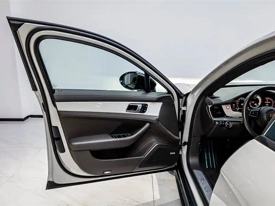 Porsche Panamera 2022 Panamera 2.9T фото 32