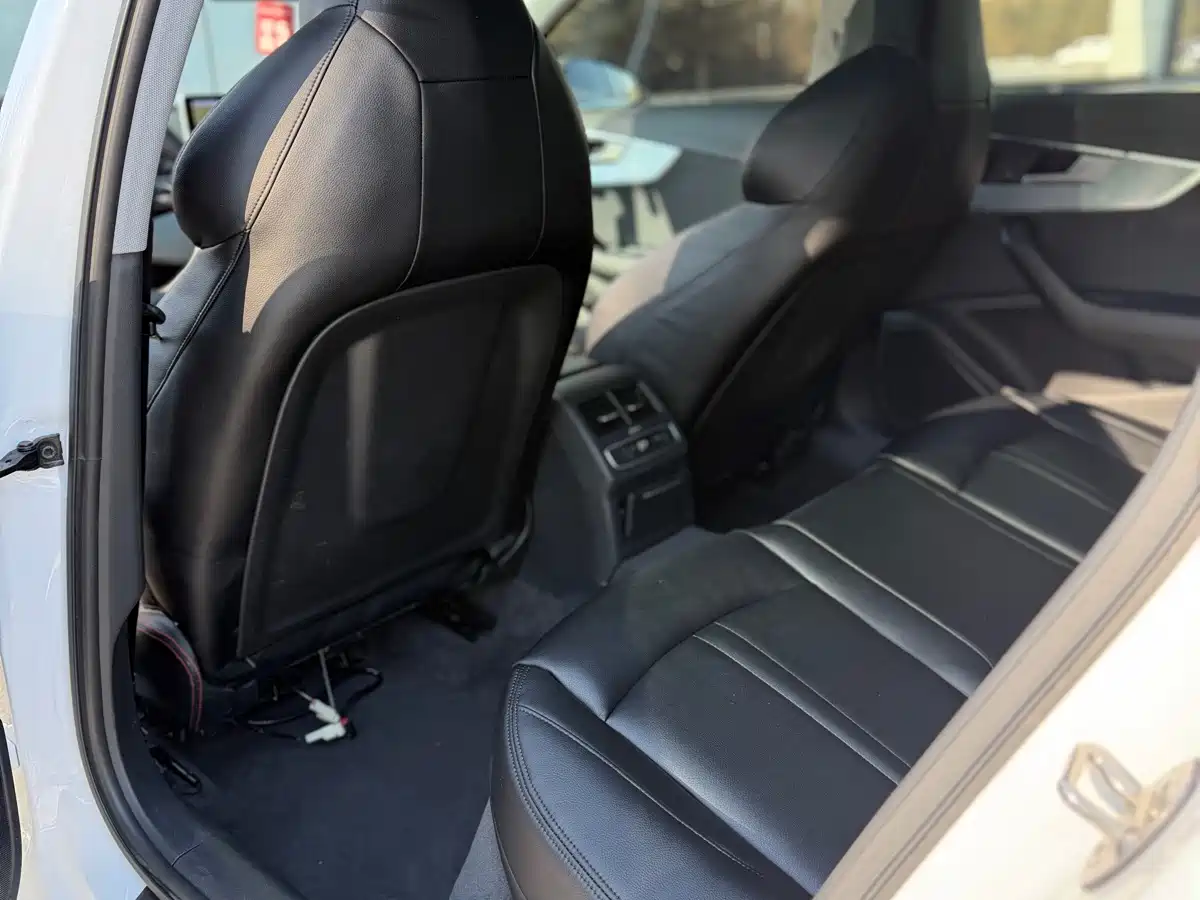 Audi A4L 2019 40 TFSI Fashion (China VI) фото 12