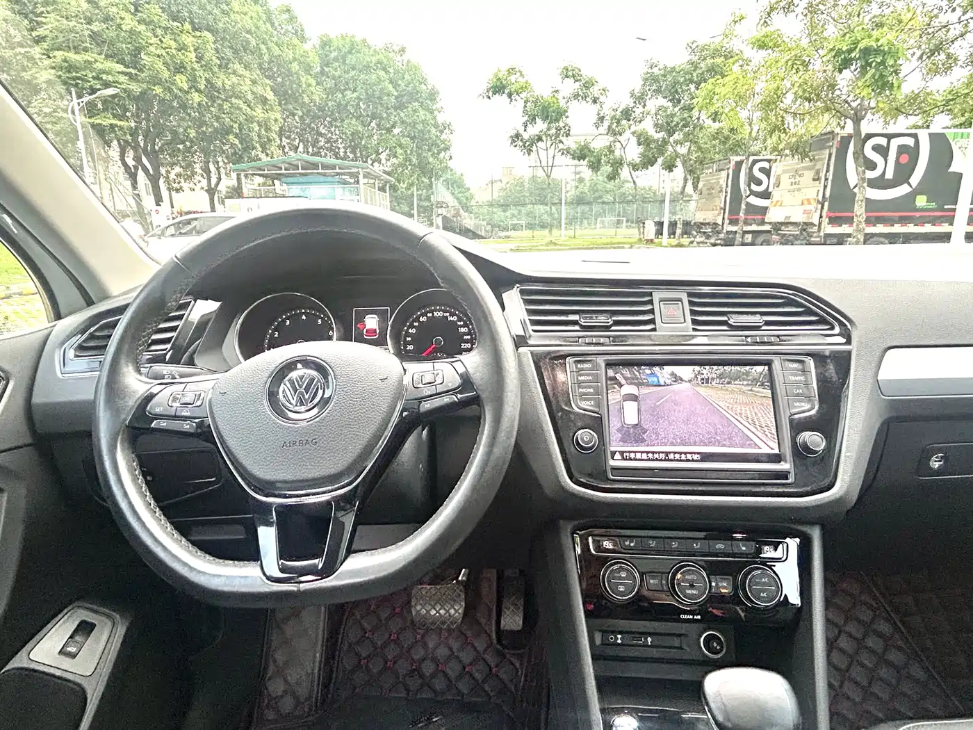 Volkswagen Tiguan L 2017 330TSI Automatic 2WD Flagship Edition фото 17