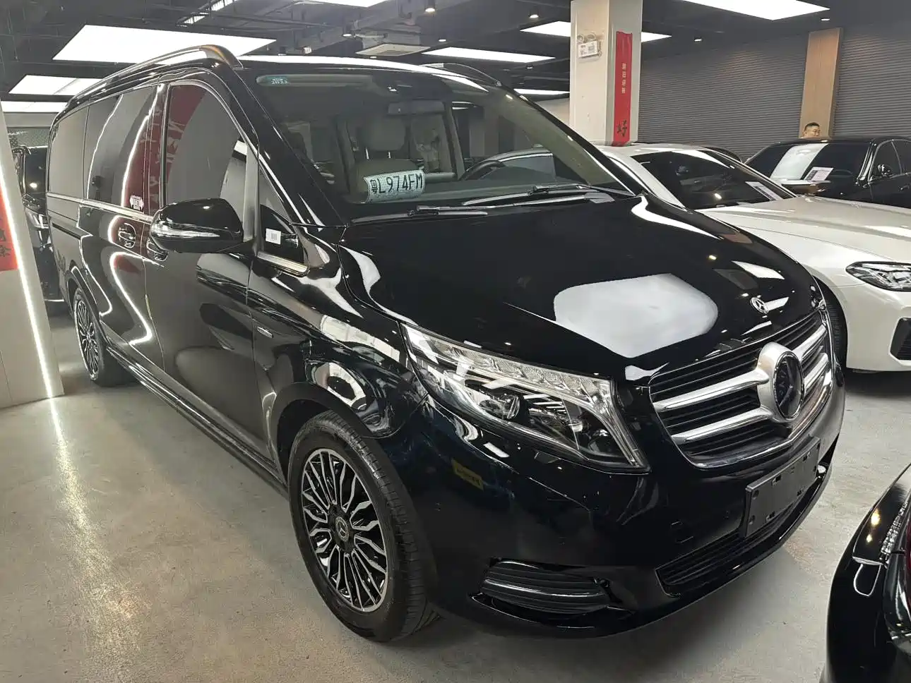 Mercedes-Benz V-Class 2020 V 260 Luxury Edition фото 2