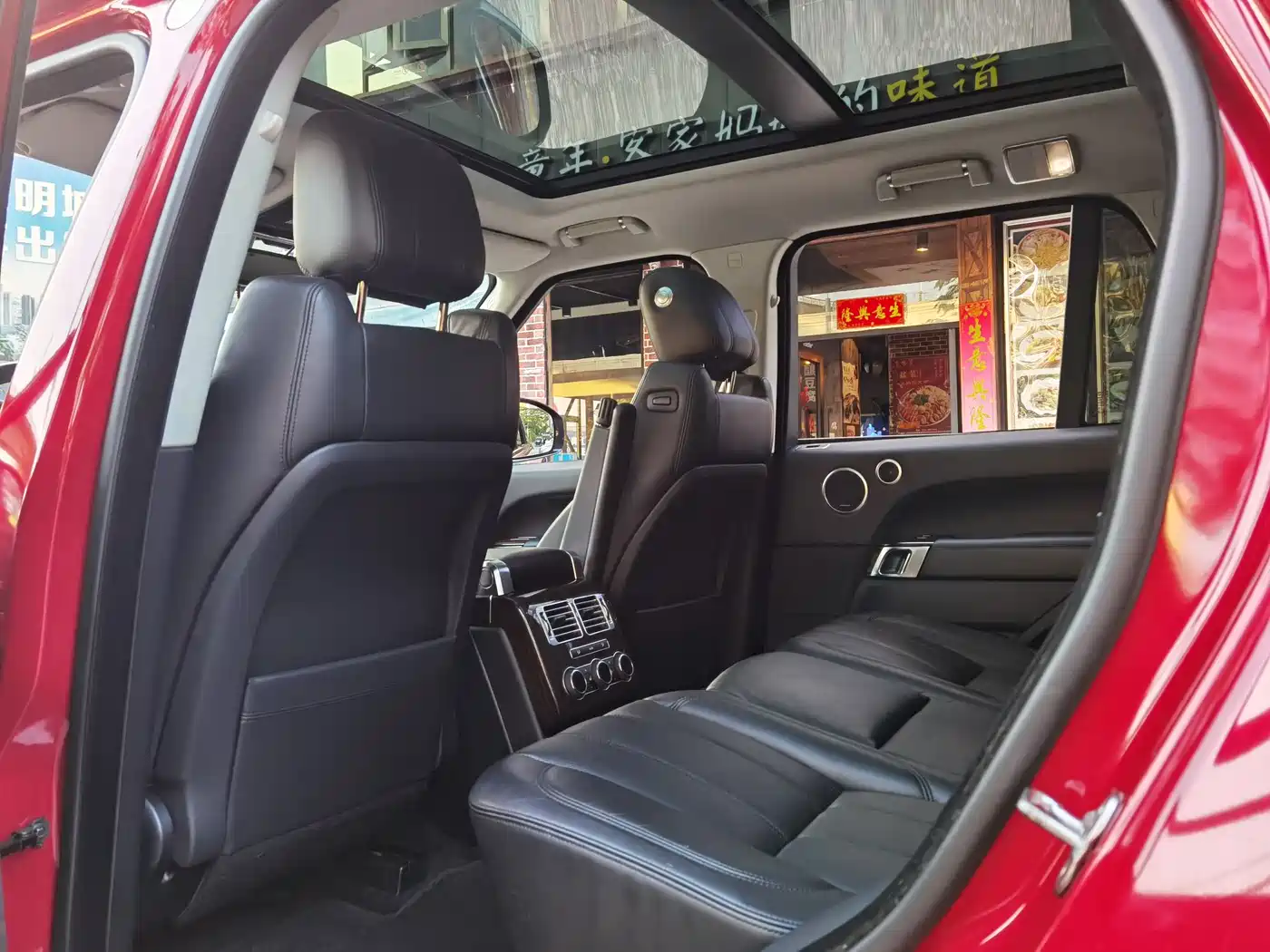 Land Rover Range Rover 2014 Facelift 3.0 SC V6 Vogue фото 10