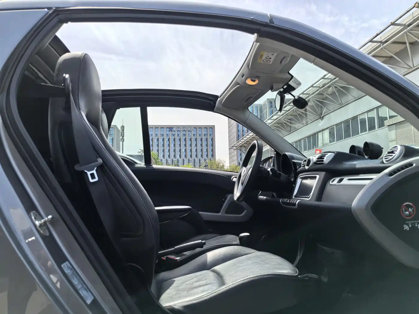 smart fortwo 2015 2014 1.0T Convertible BoConcept Special Edition