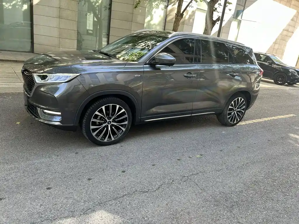 Changan Oshan X7 2021 2021 1.5T Face Recognition Full-Auto Parking Space Leisure Edition