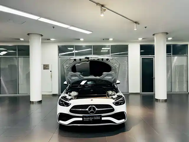 Mercedes-Benz C-Class 2024 Facelift III C 260 L Sport — фото 3