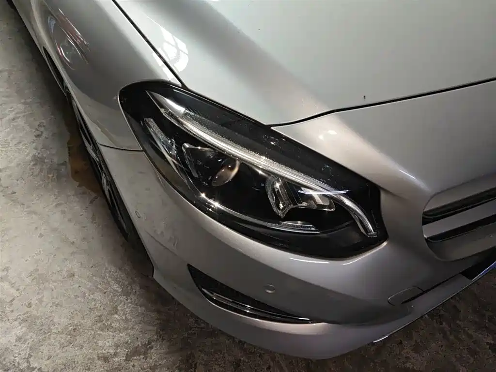 Mercedes-Benz B-Class 2018 B 200 Fashion фото 14
