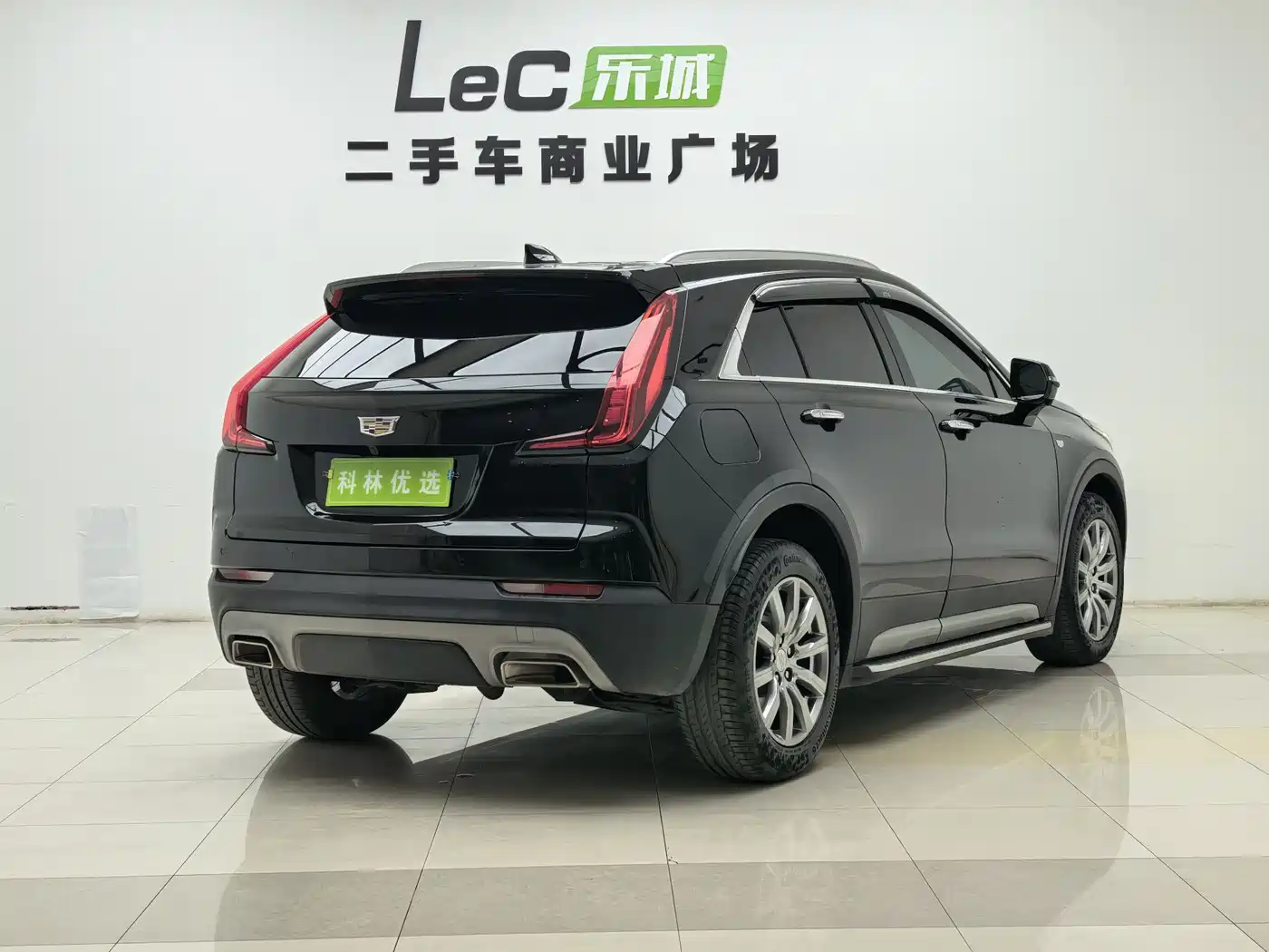 CADILLAC XT4