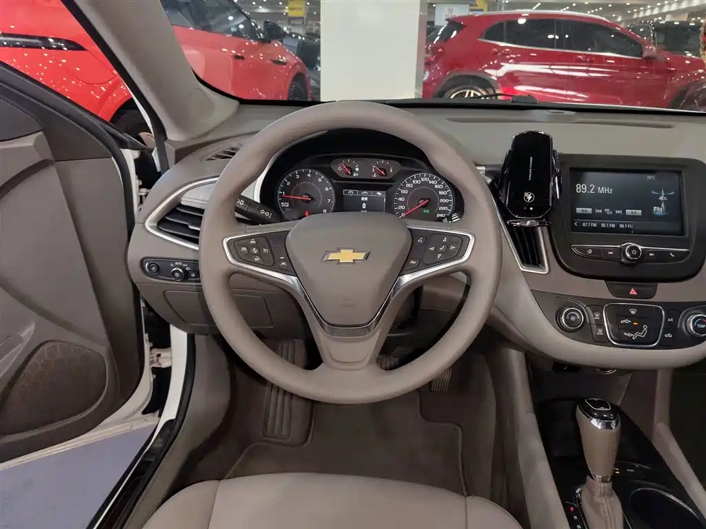 Chevrolet Malibu XL 2018 530T Auto RuiXiang Edition фото 3
