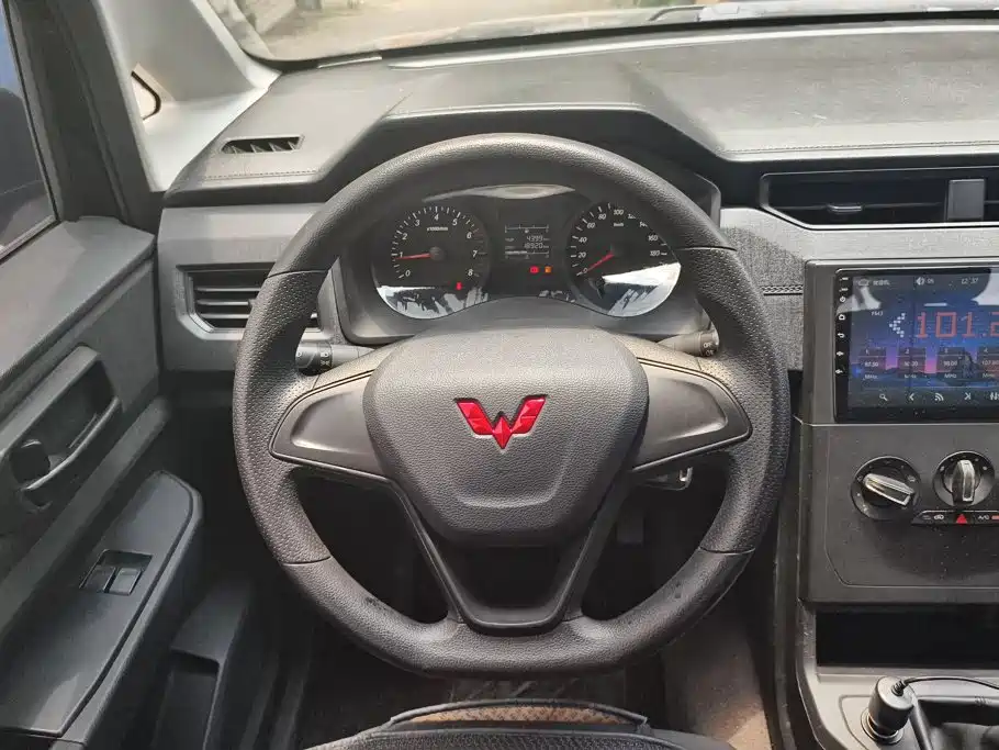 Wuling Motors Wuling Hongguang PLUS 2023 2020 1.5L Manual Standard 5-seater