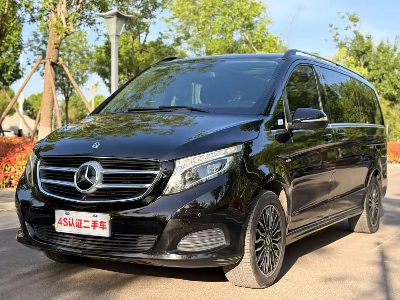 Mercedes-Benz V-Class 2018 V 260 Premium Edition China VI
