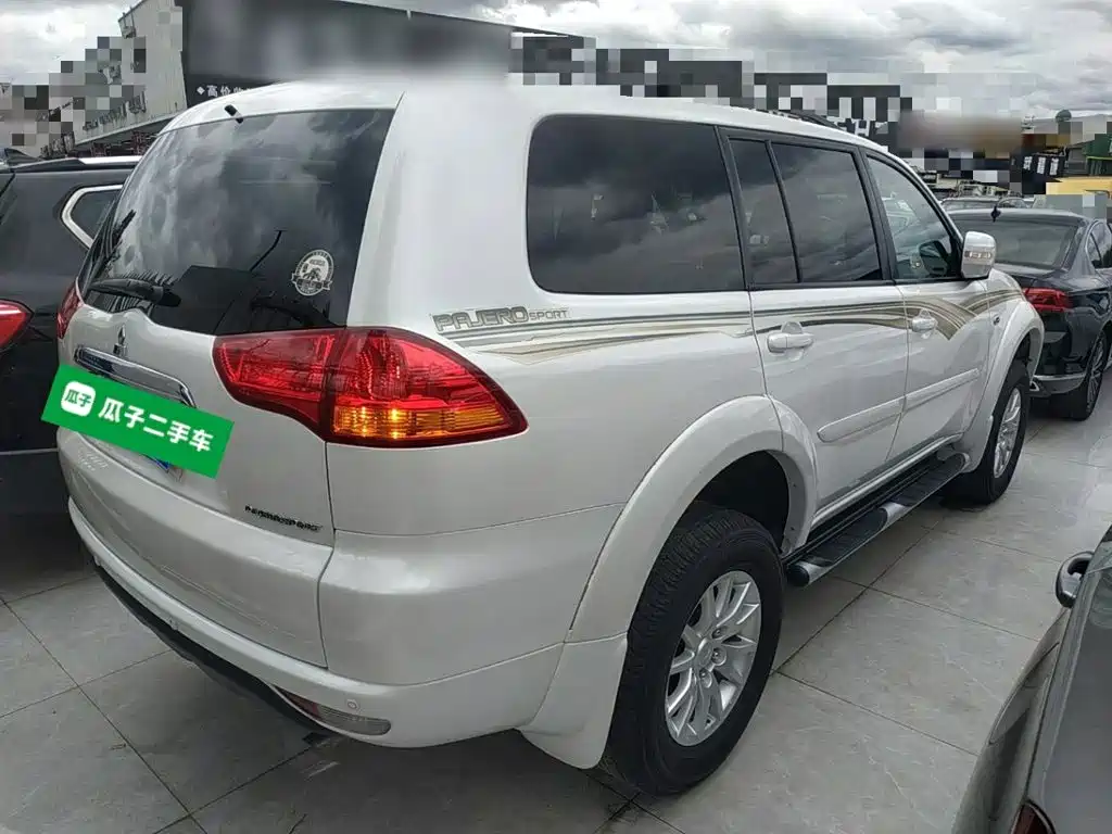 2016 Mitsubishi Pajero Sport