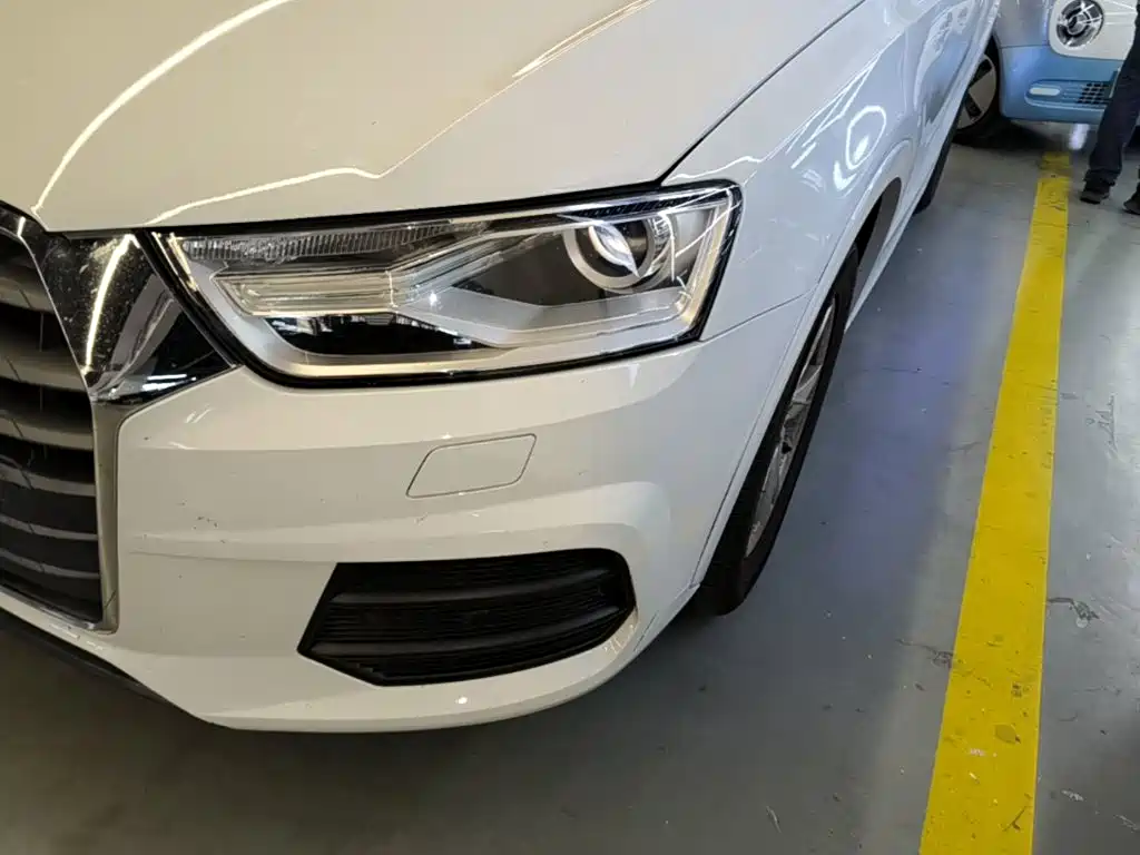 Photo 24 - Audi Q3