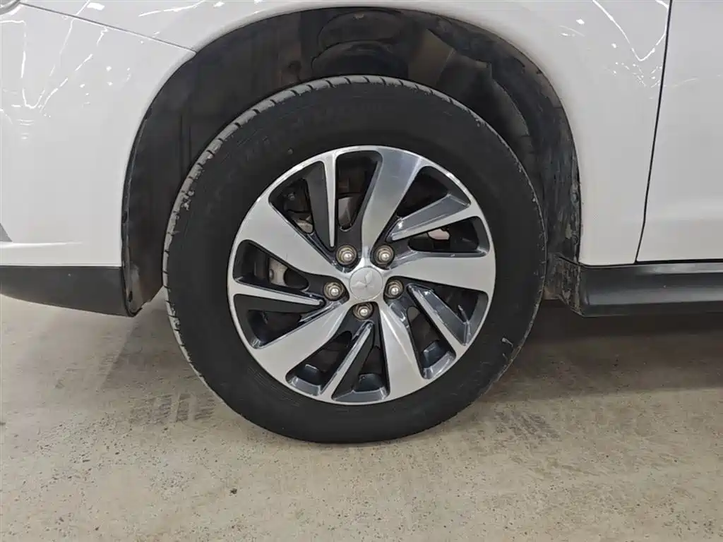 Mitsubishi ASX 2016 2.0L CVT 2WD Navigation Edition фото 23