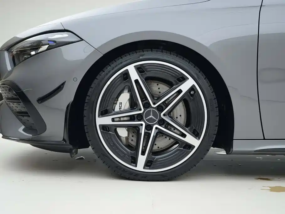 Mercedes-Benz A-Class AMG 2024 2024 Facelift AMG A 35 L 4MATIC