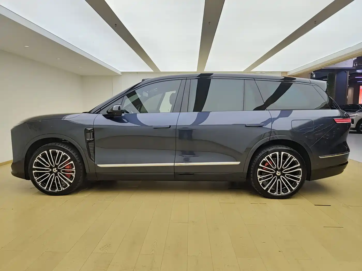 NIO ES8 2025 2025 Base Model