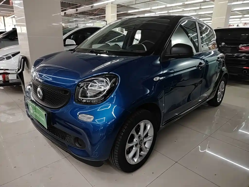 smart forfour 2019 2018 1.0L 52kW Agile Edition