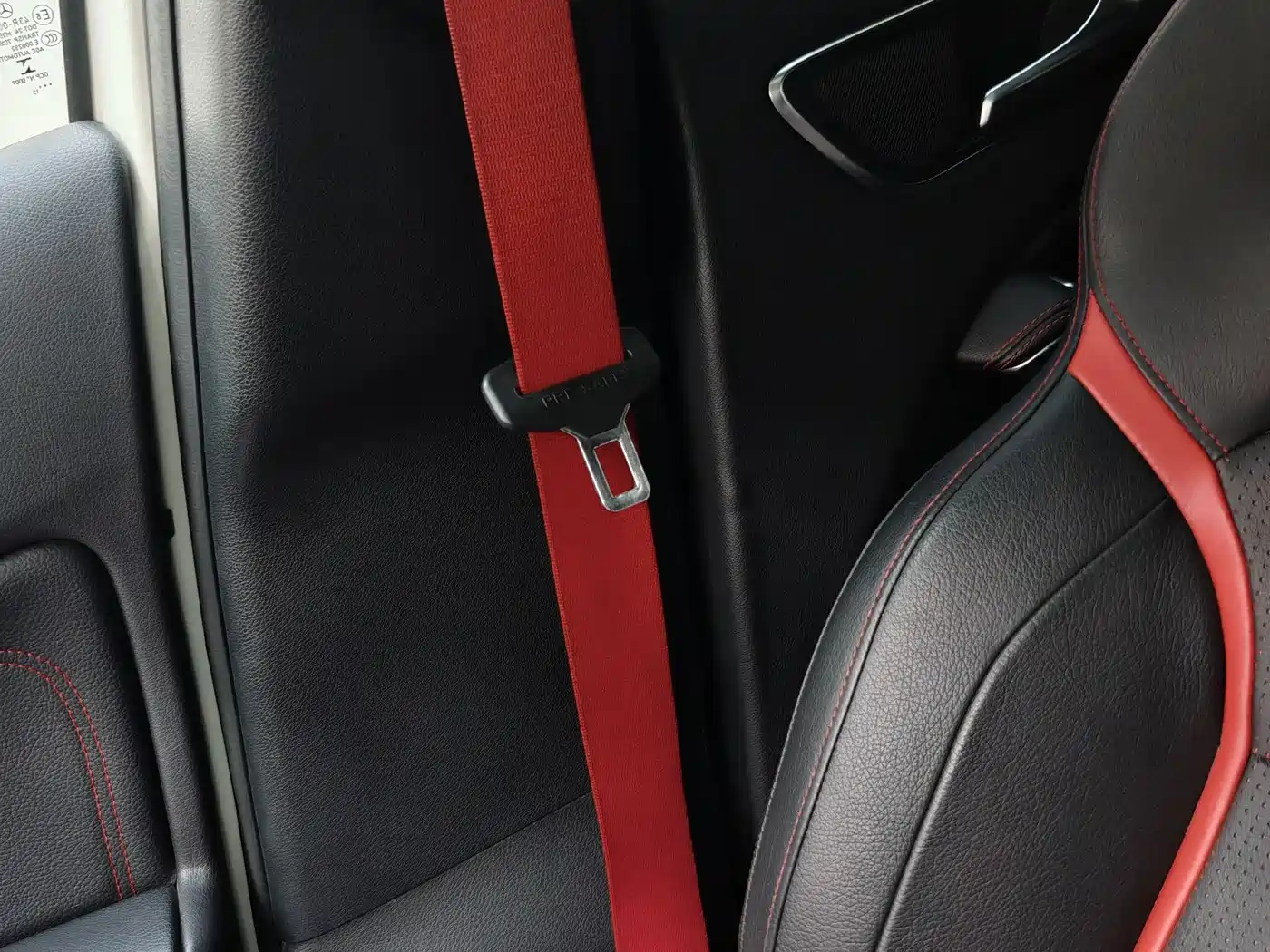 Mercedes-Benz A-Class AMG (Import) 2014 AMG A 45 4MATIC фото 13
