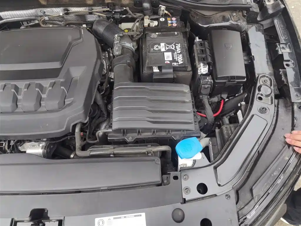 Volkswagen Passat 2025 Outstanding 330TSI Starlight Elite Edition фото 22