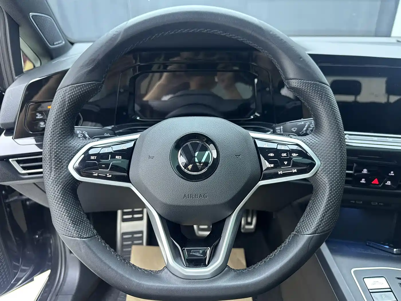 Volkswagen Golf 2021 280TSI DSG R-Line фото 12