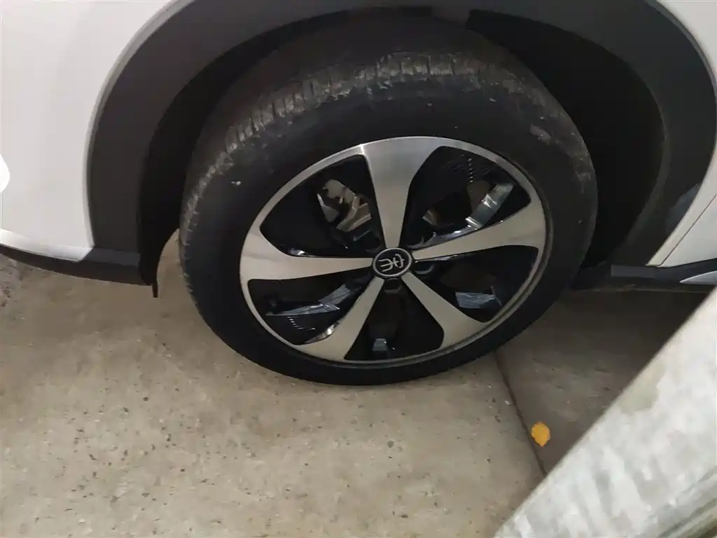 BYD Song PLUS PHEV 2021 DM-i 51KM Honor фото 23
