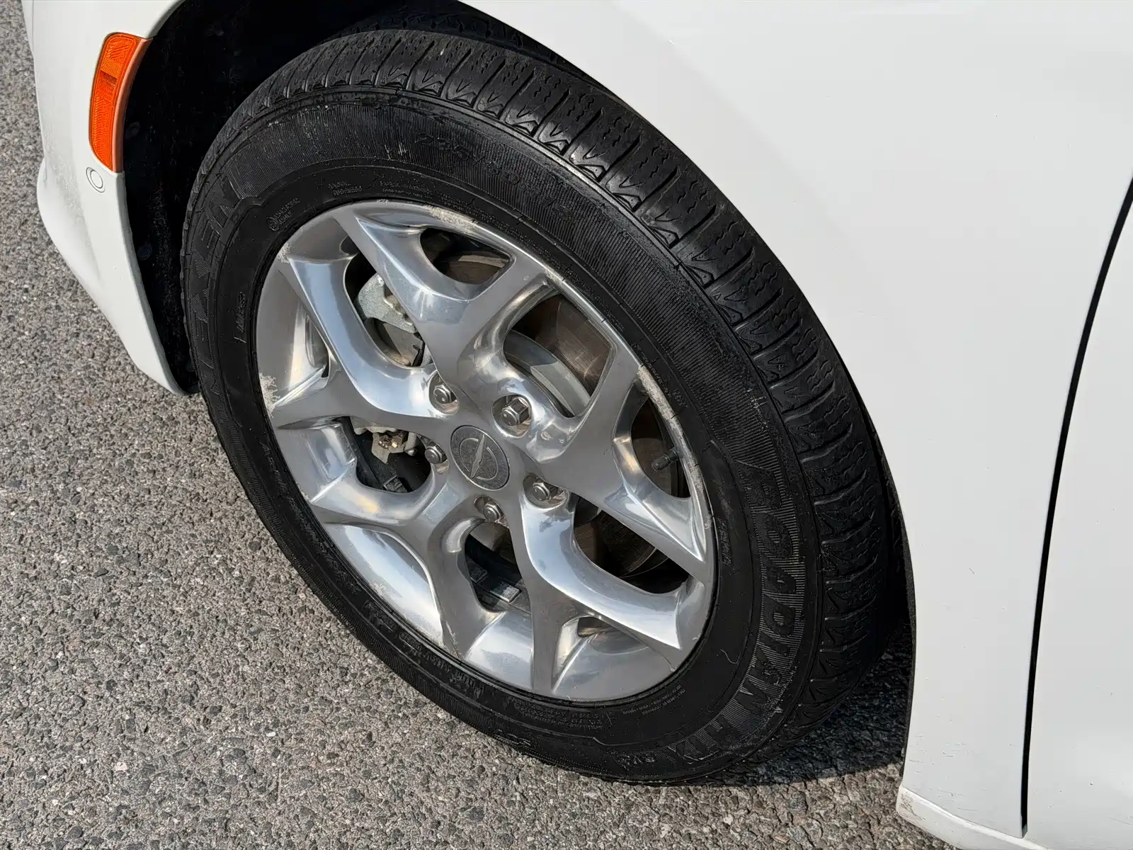Фото 13 - Chrysler Pacifica