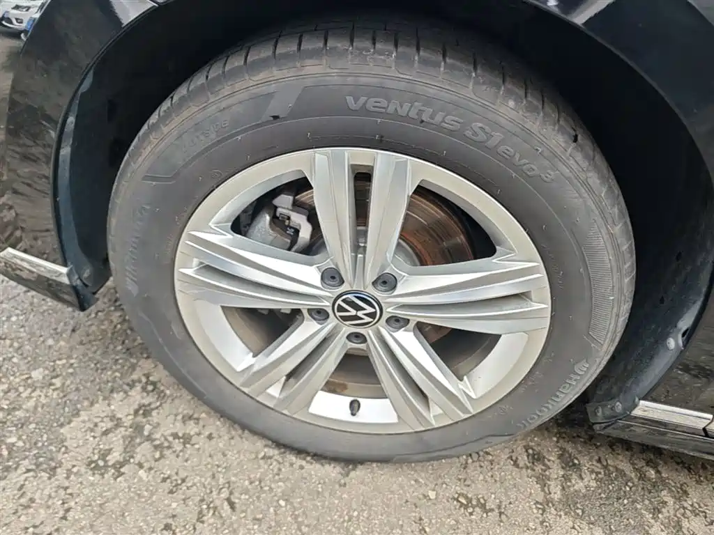 Volkswagen Magotan 2023 2 Million Units Commemorative Edition 280TSI DSG Comfort фото 23