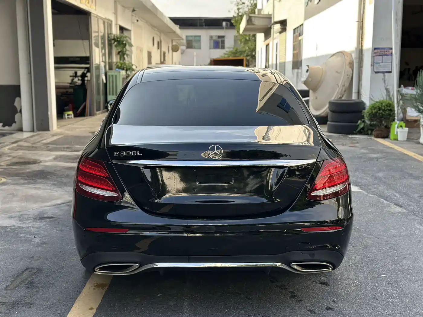 Mercedes-Benz E-Class 2017 E 300 L Sport Luxury фото 4
