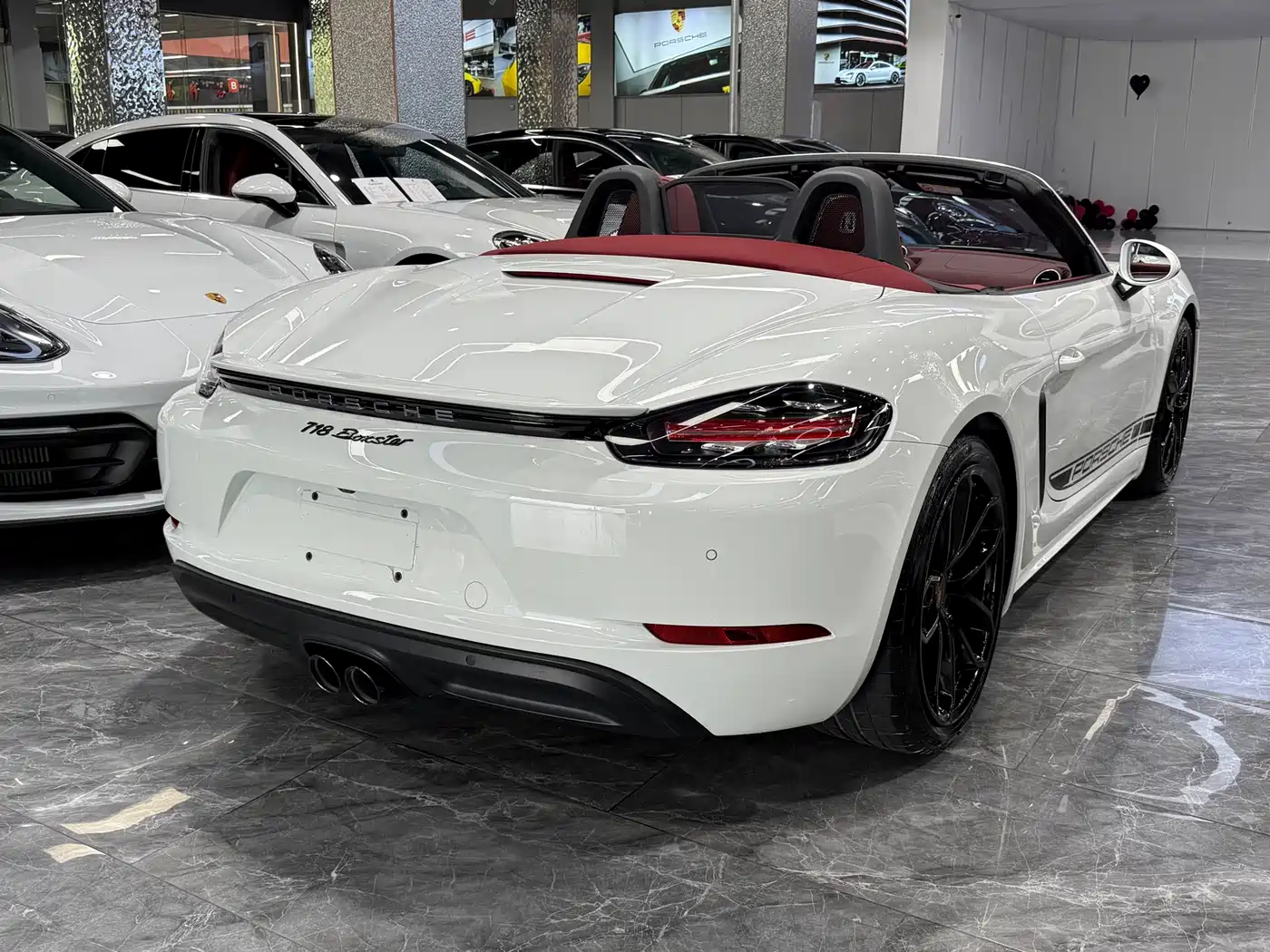 Porsche 718 2022 Boxster 2.0T фото 19