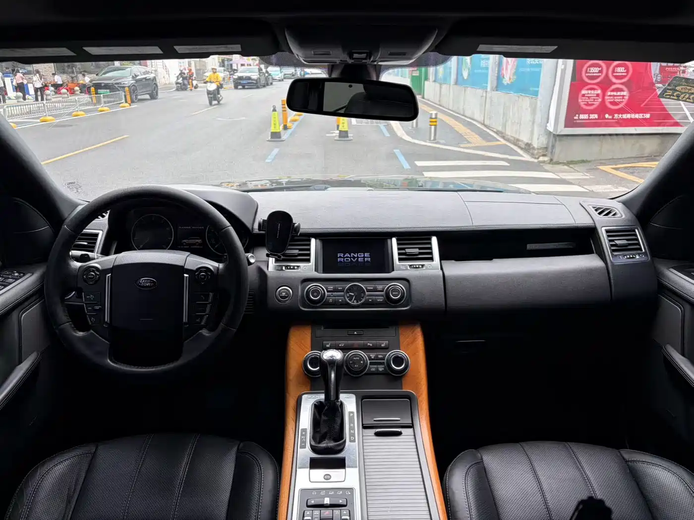 Land Rover Range Rover Sport 2013 5.0 NA V8 HSE фото 6