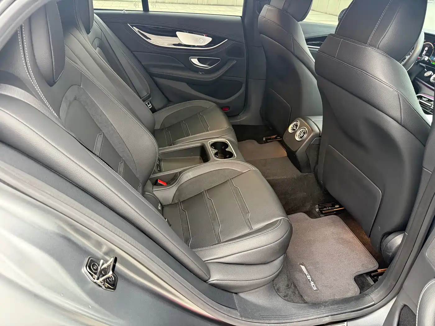 Mercedes-Benz AMG GT 2023 AMG GT 50 4-Door Coupe фото 17
