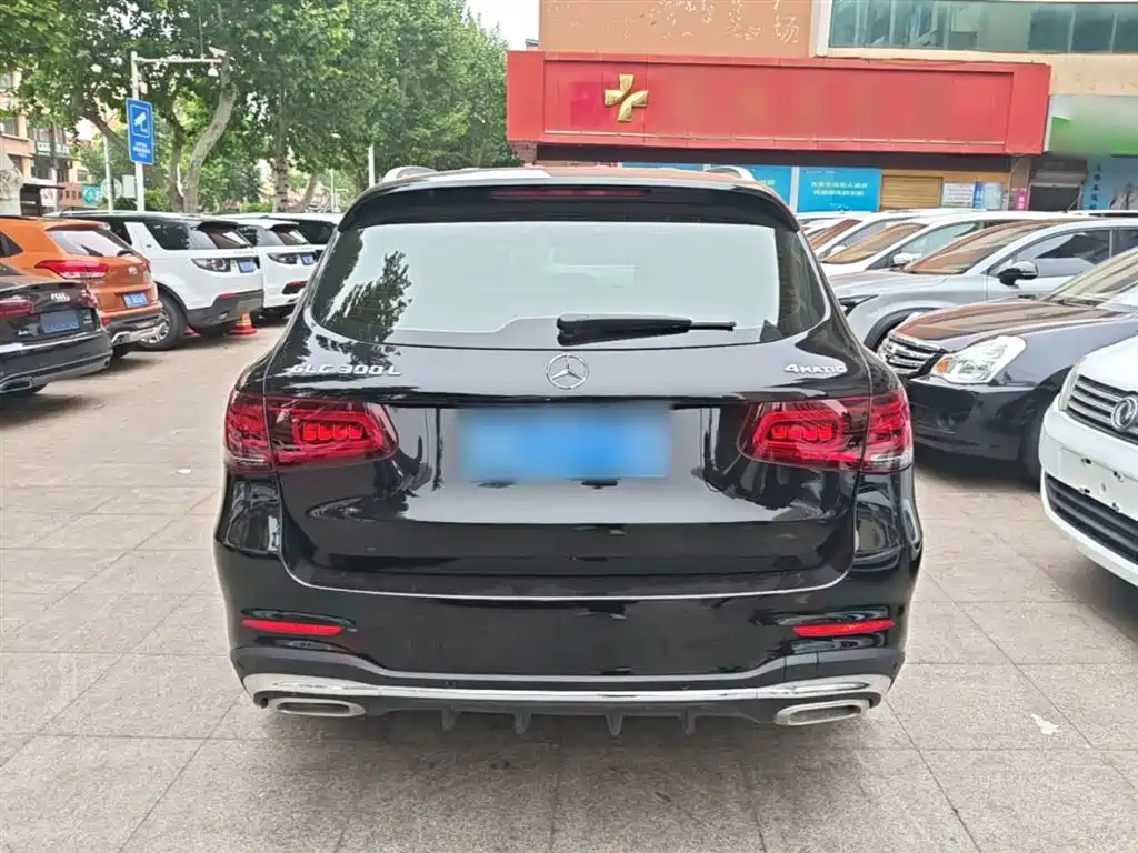Mercedes-Benz GLC 2020 Facelift GLC 300 L 4MATIC Dynamic фото 6