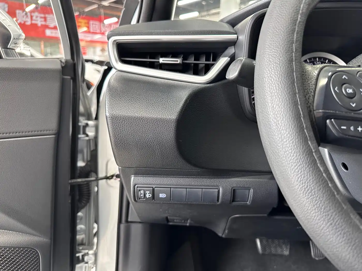 Toyota Levin 2023 185T CVT Sport фото 5
