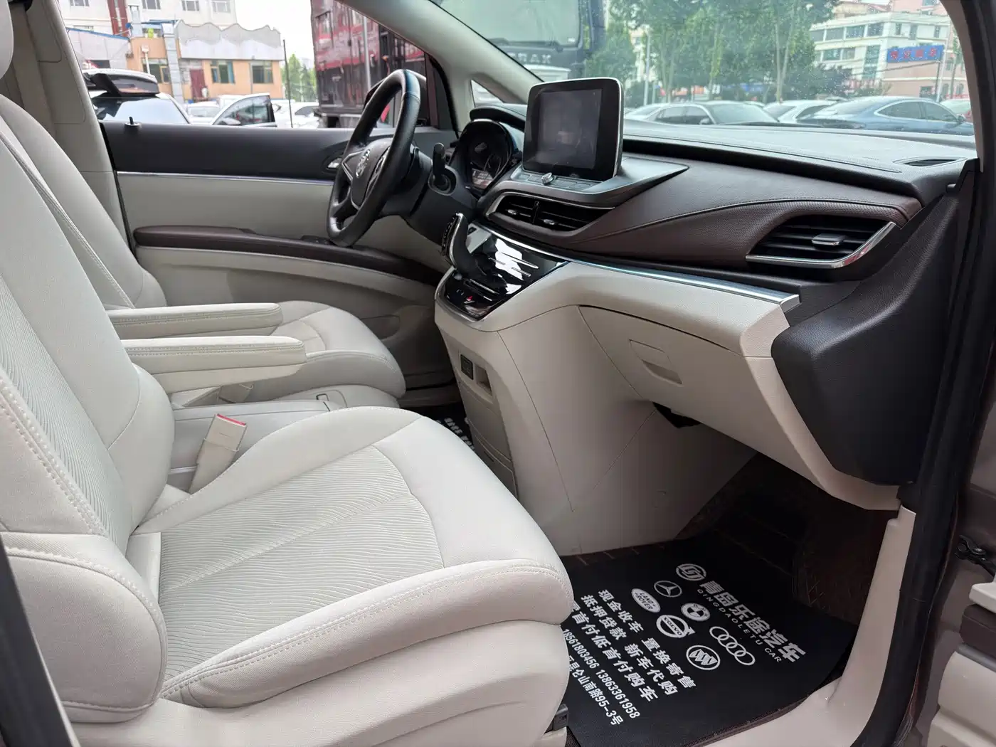 BUICK GL8