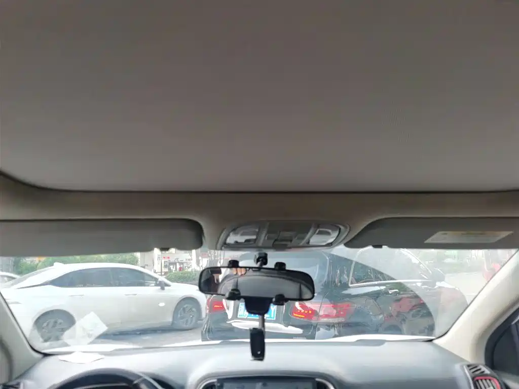 Kia KX3 Smart Run 2015 1.6T Automatic 2WD DLX фото 9