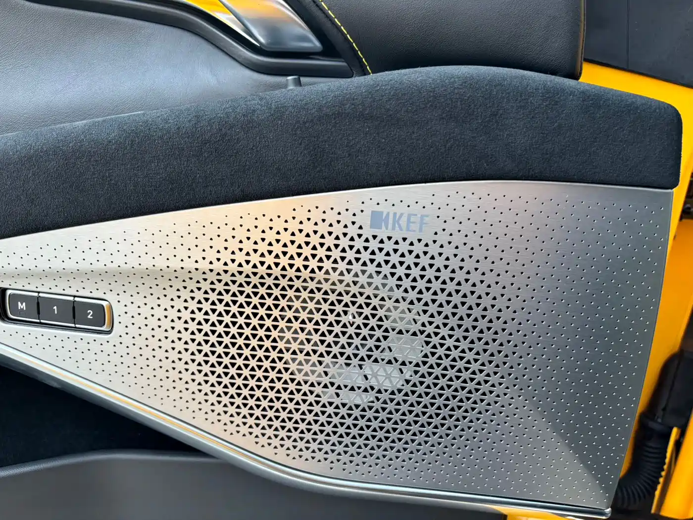 Lotus Cars EMIRA 2021 2.0T DCT First Edition фото 6