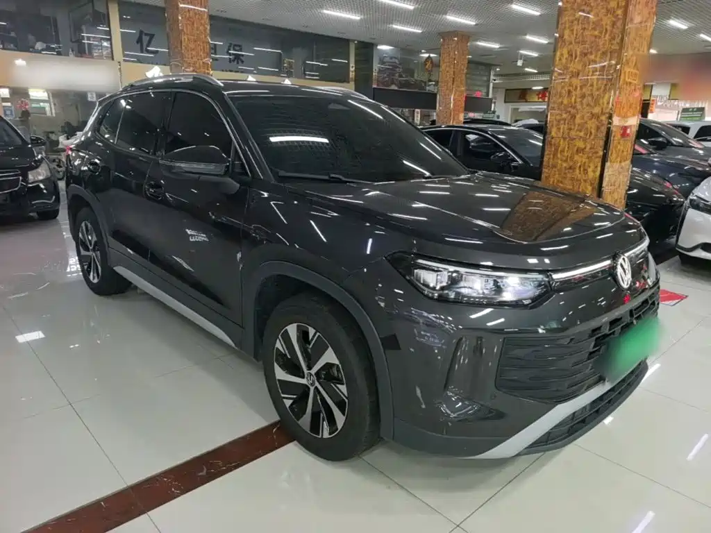 2025 Volkswagen Tayron