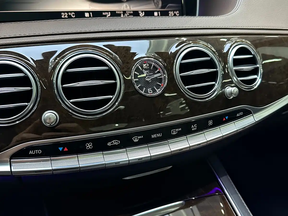 Mercedes-Benz Maybach S-Class 2015 S 400 4MATIC фото 16
