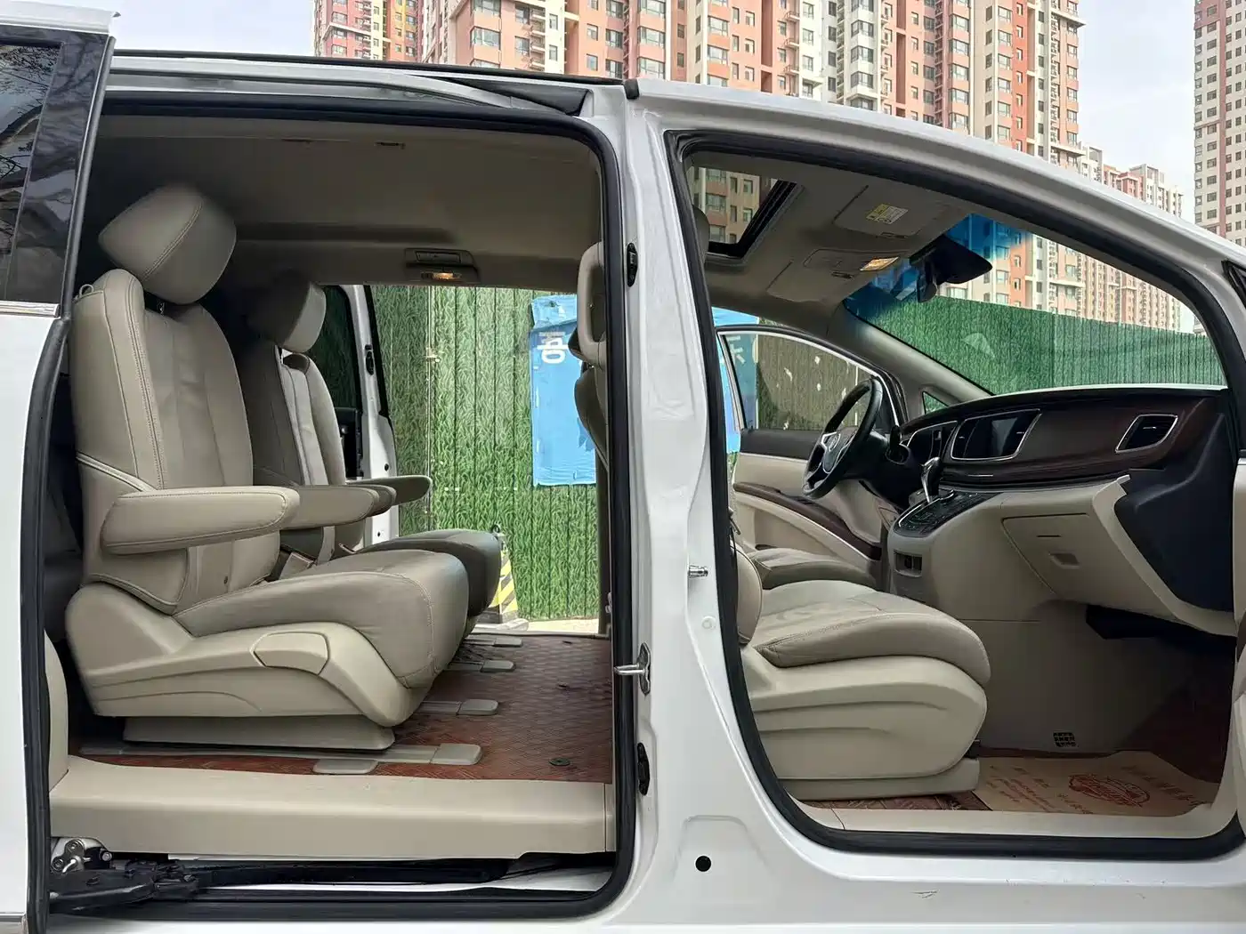 Buick GL8 2018 28T Luxury Model China VI фото 9