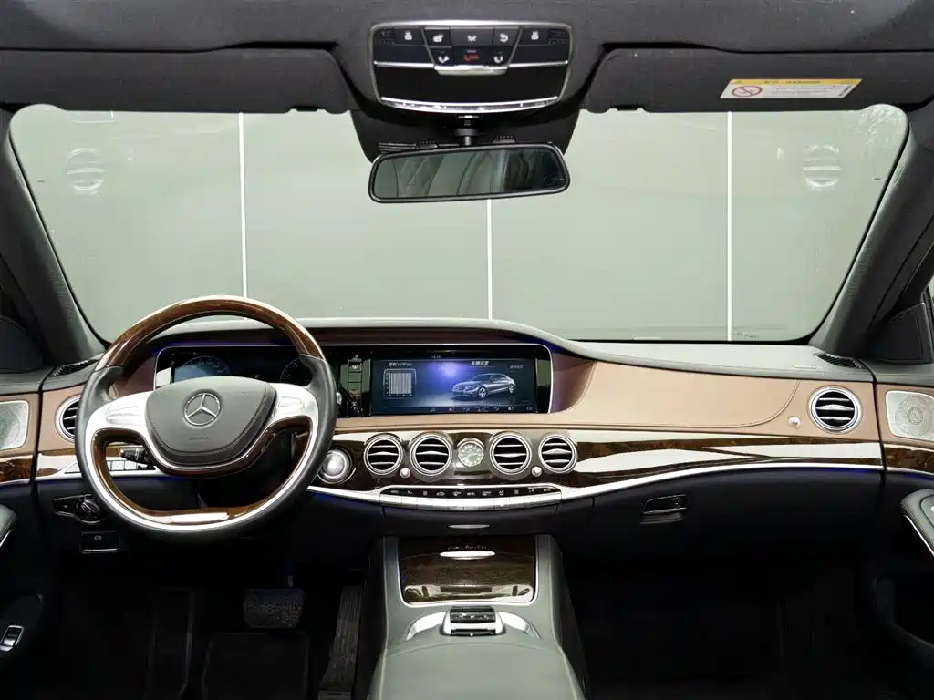 Mercedes-Benz Maybach S-Class 2017 S 500 4MATIC фото 12