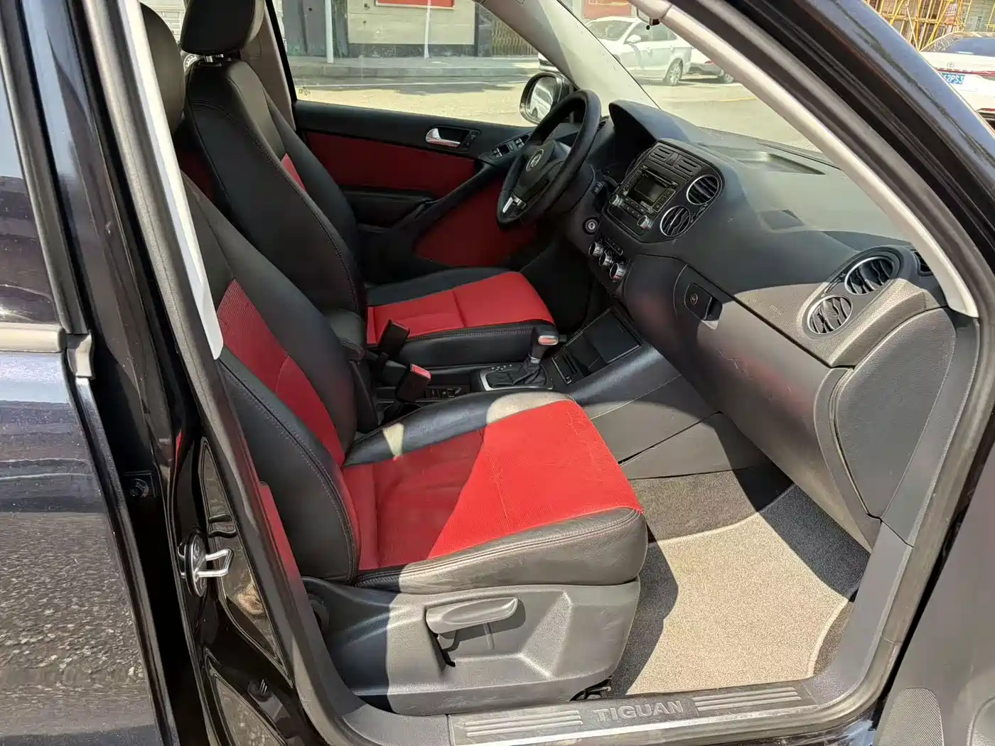 Volkswagen Tiguan 2011 2010 1.8TSI Automatic 2WD Trend