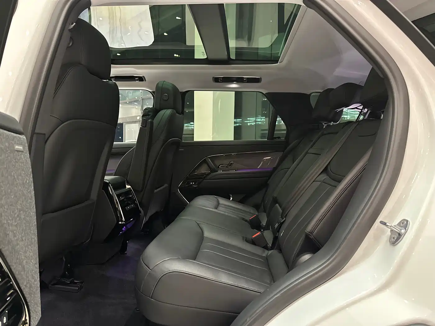 Land Rover Range Rover Sport 2023 360PS S фото 8