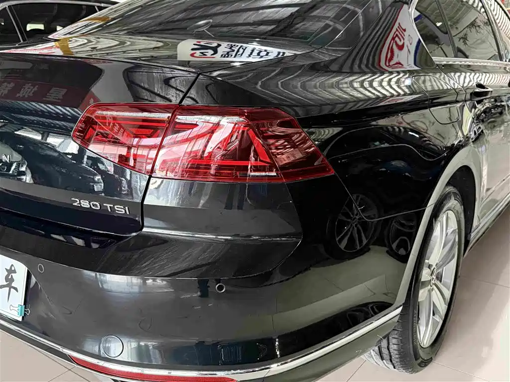 Volkswagen Magotan 2024 2023 2 Million Units Commemorative Edition 280TSI DSG Comfort