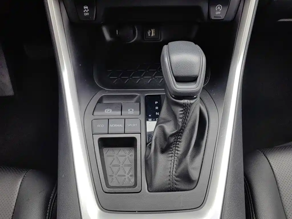 Toyota Wildlander 2025 2024 2.0L CVT FWD Leading Edition