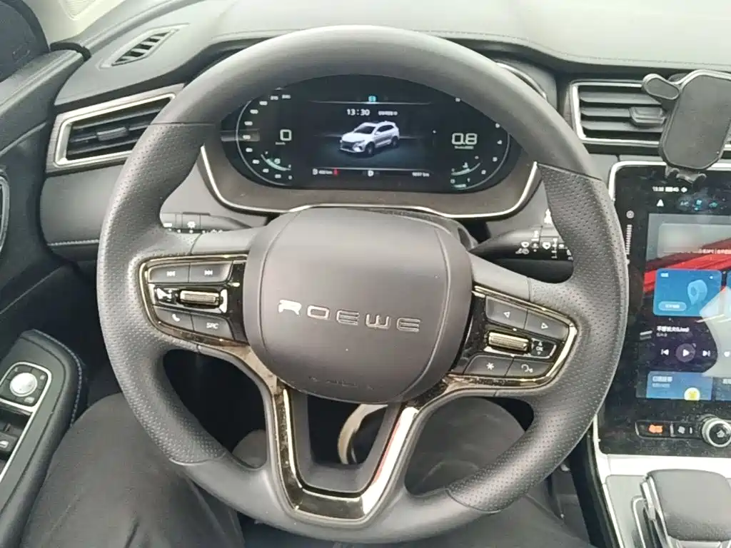 Roewe RX5 2025 2025 PLUS 330TGI Auto Trend-Setting Smart Edition