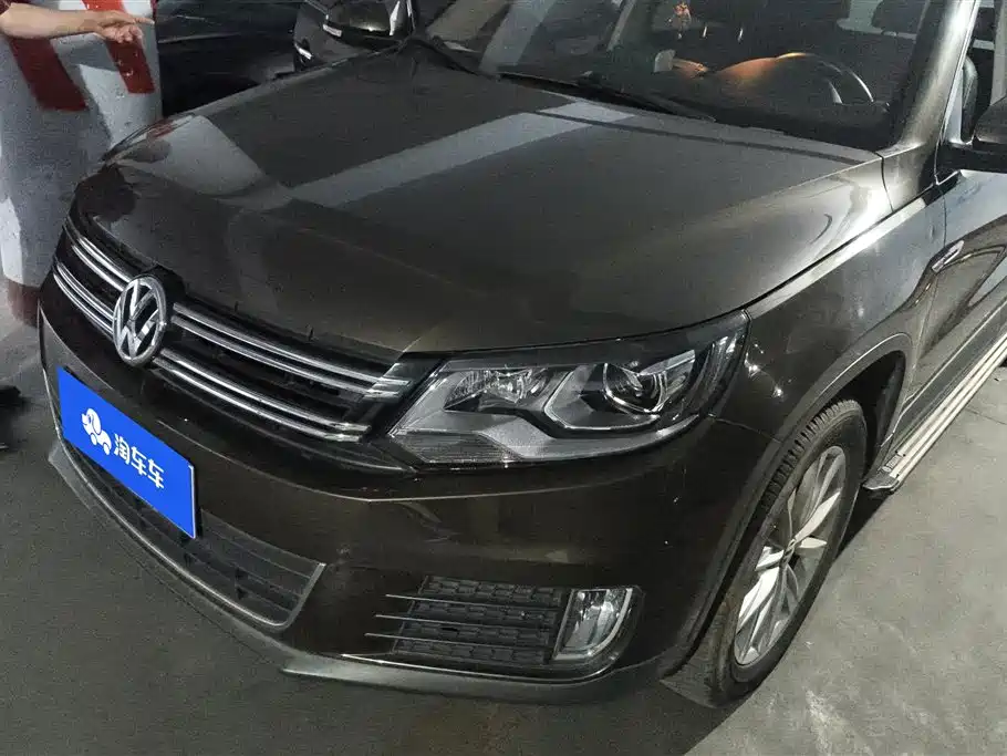 Volkswagen Tiguan 2016 Model 300TSI Automatic 4WD Trend Vision Edition
