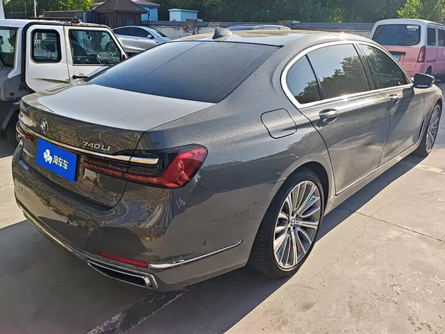 BMW 7 Series 2019 740Li Leading Luxury Package фото 3
