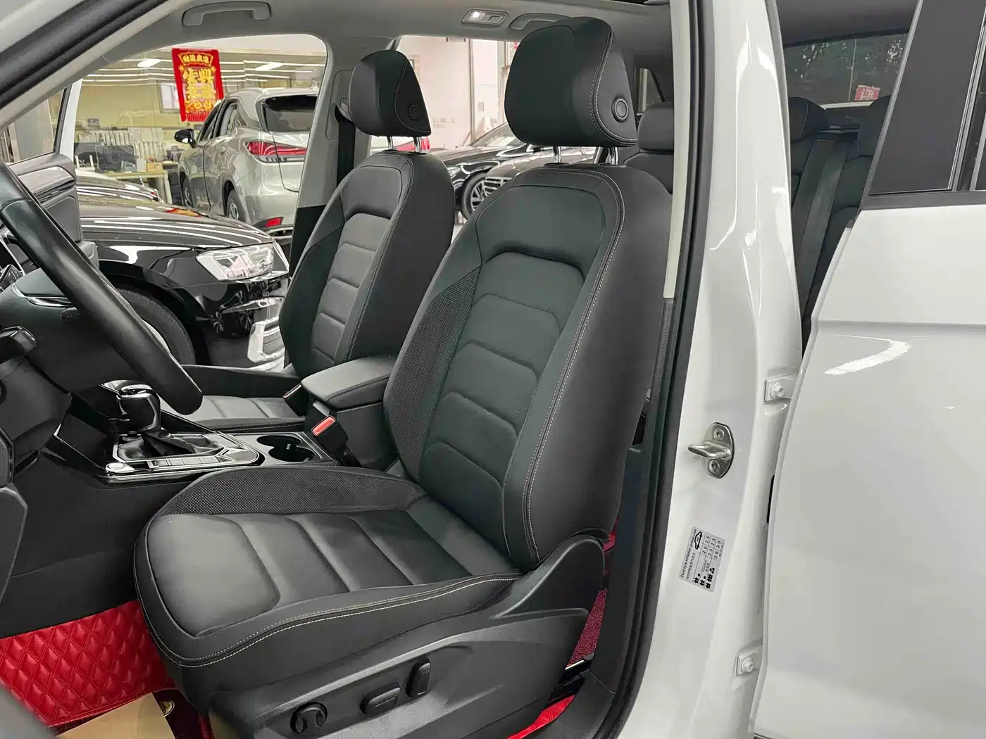 Volkswagen Tayron 2020 330TSI 2WD Luxury Smart Edition фото 13