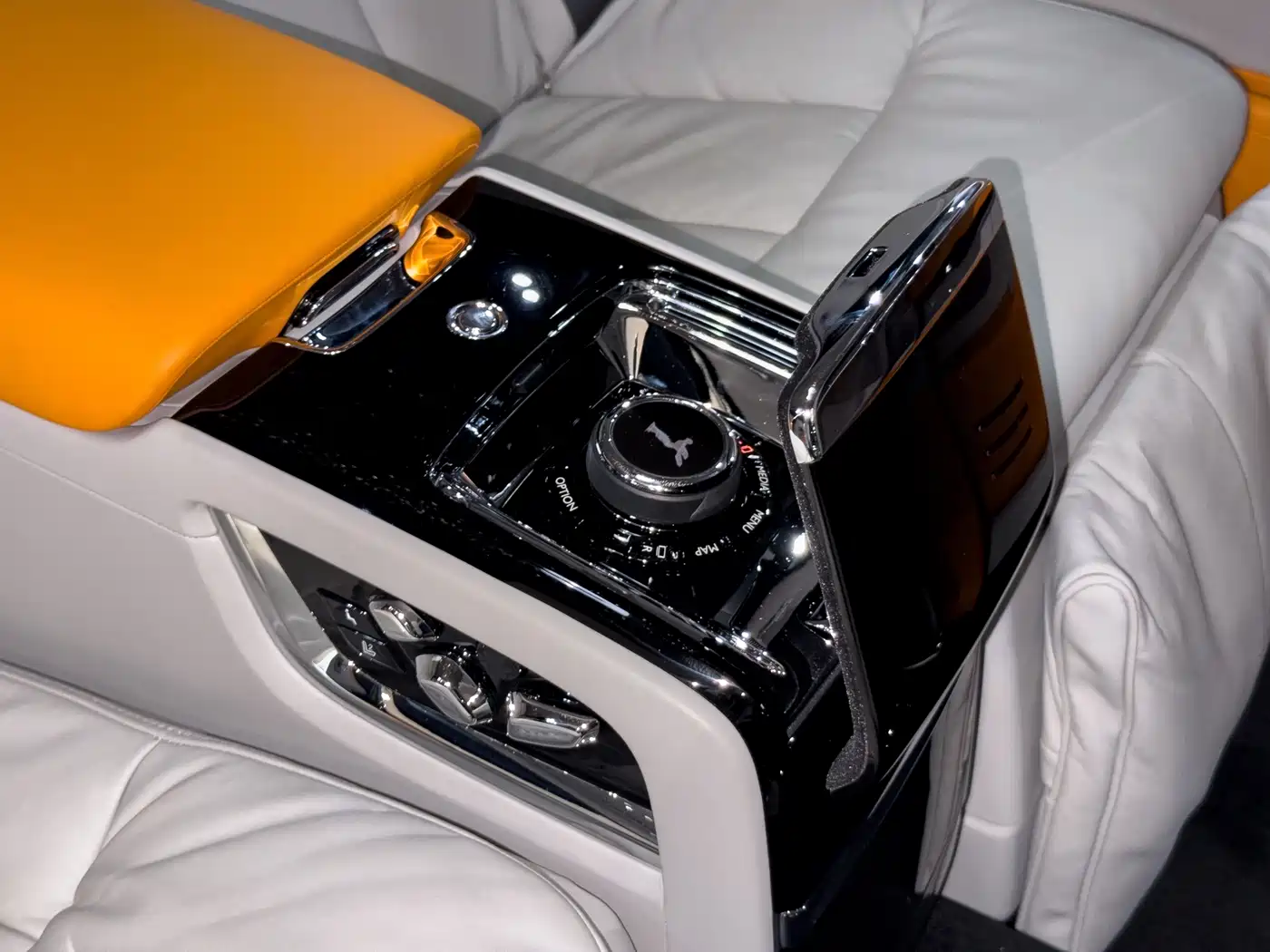 Rolls-Royce Phantom 2023 2024 Long Wheelbase Series II